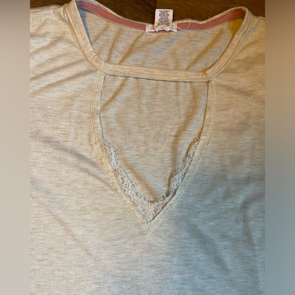 Clover + Scout tee - Picture 3 of 4